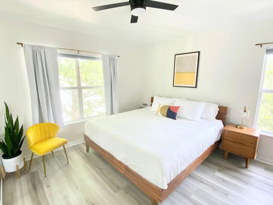 Sanctuary Gainesville Bright 2 Bedroom King Condo Exteriör bild